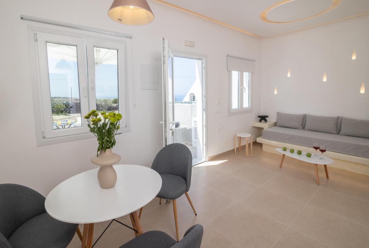 Theophrasti Suites Foinikiá Eksteriør bilde
