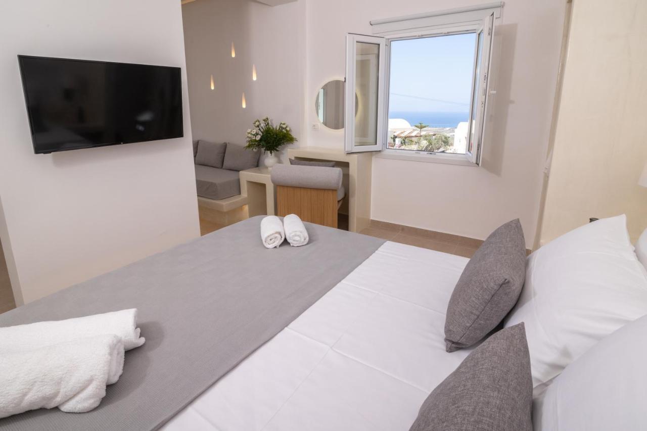 Theophrasti Suites Foinikiá Eksteriør bilde