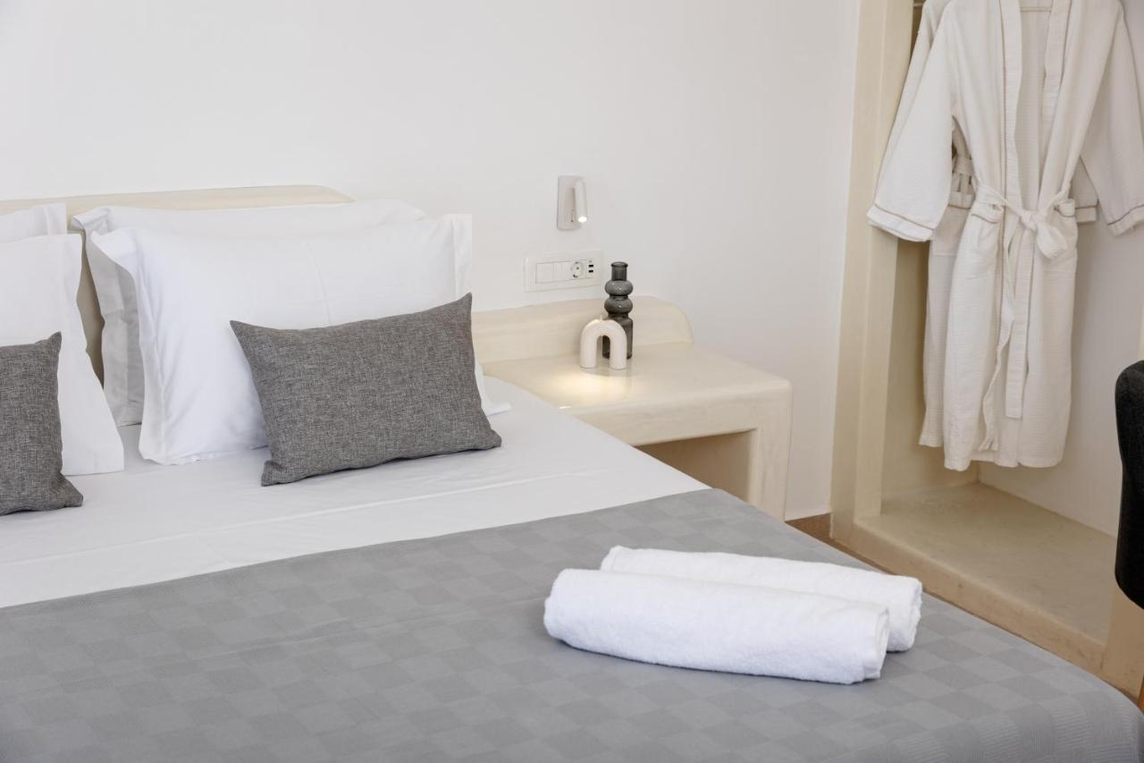 Theophrasti Suites Foinikiá Eksteriør bilde